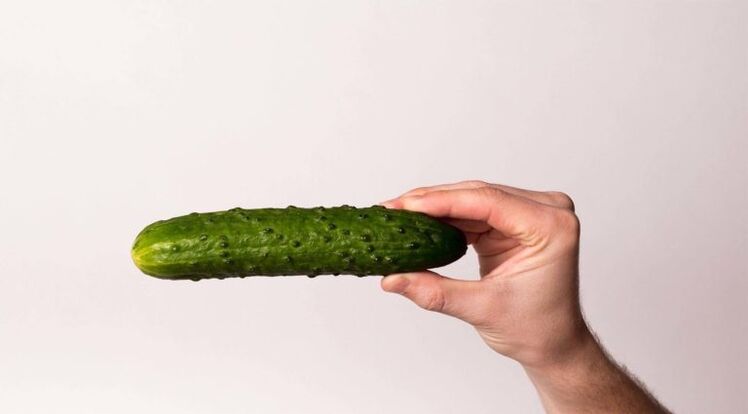 komkommer symboliseert een penis vergroot door frisdrank